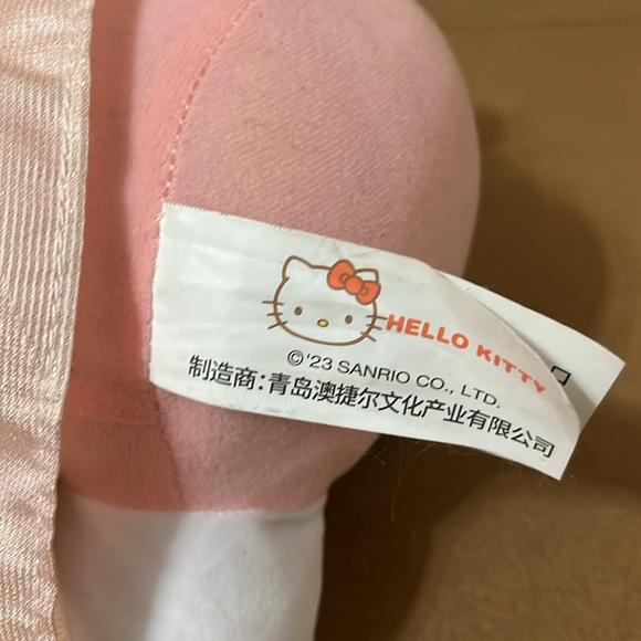 Sanrio Hello Kitty Plush Toy - Picture 9 of 9